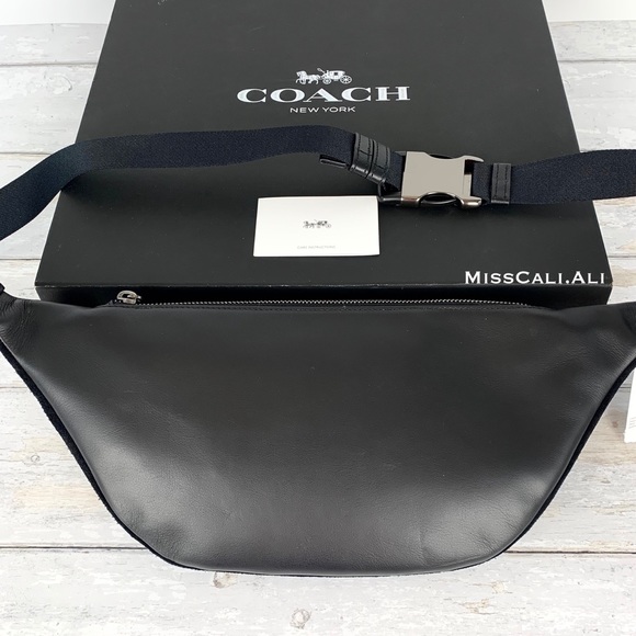 ⚡️COACH Men’s Warren Signature Leather Belt Bag - Picture 10 of 13